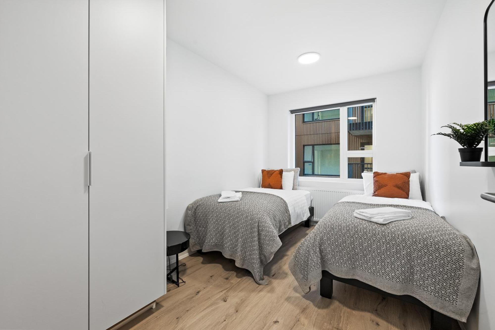Unwind In Luxury Steps From Smaralind Mall Reykjavík Exterior foto