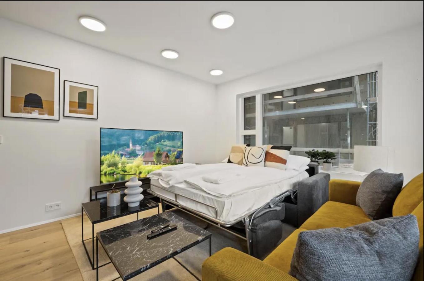 Unwind In Luxury Steps From Smaralind Mall Reykjavík Exterior foto